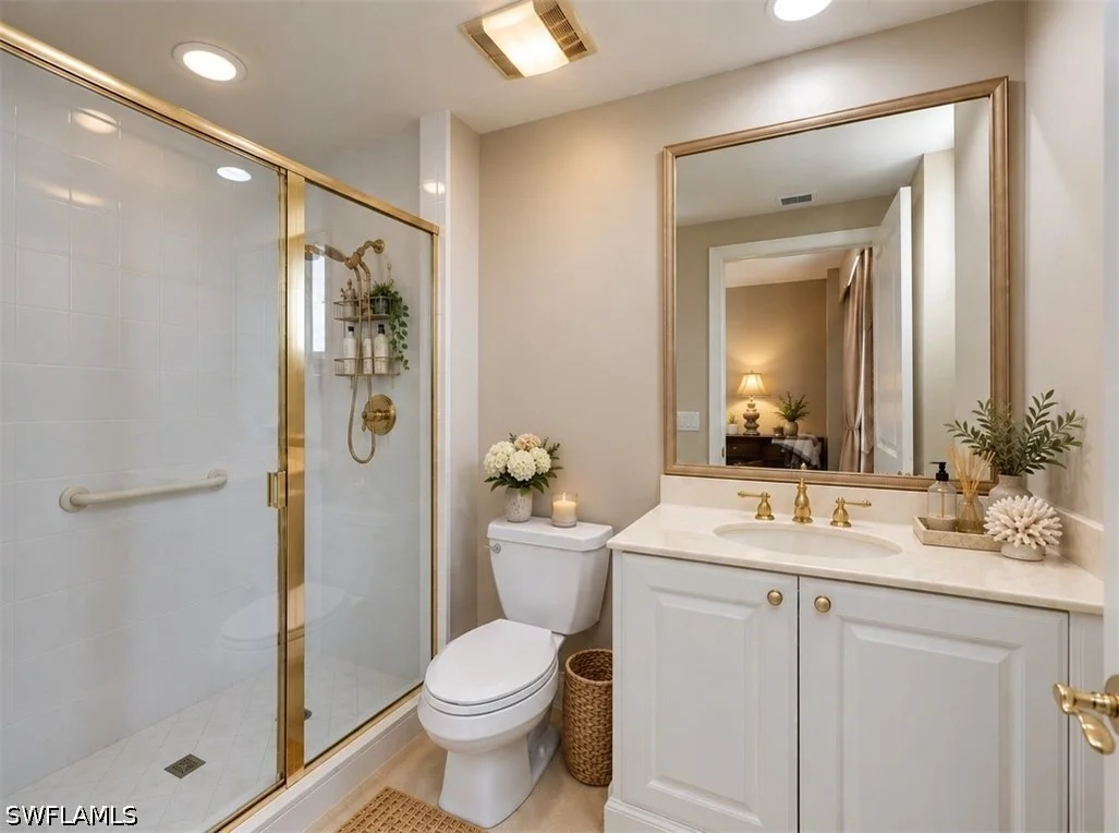 Photo of Unit 804 at 6597 Nicholas Boulevard