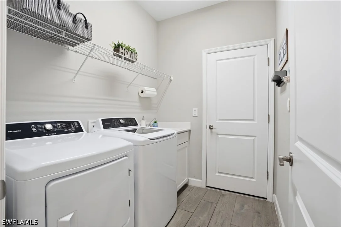 Photo of 1384 Birdie Drive