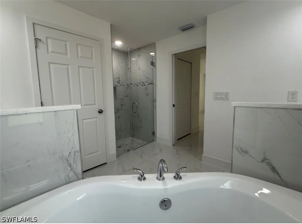 Photo of 1011 Edison Avenue