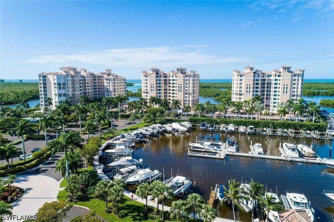 Photo of Unit B703 at 435 Dockside Drive