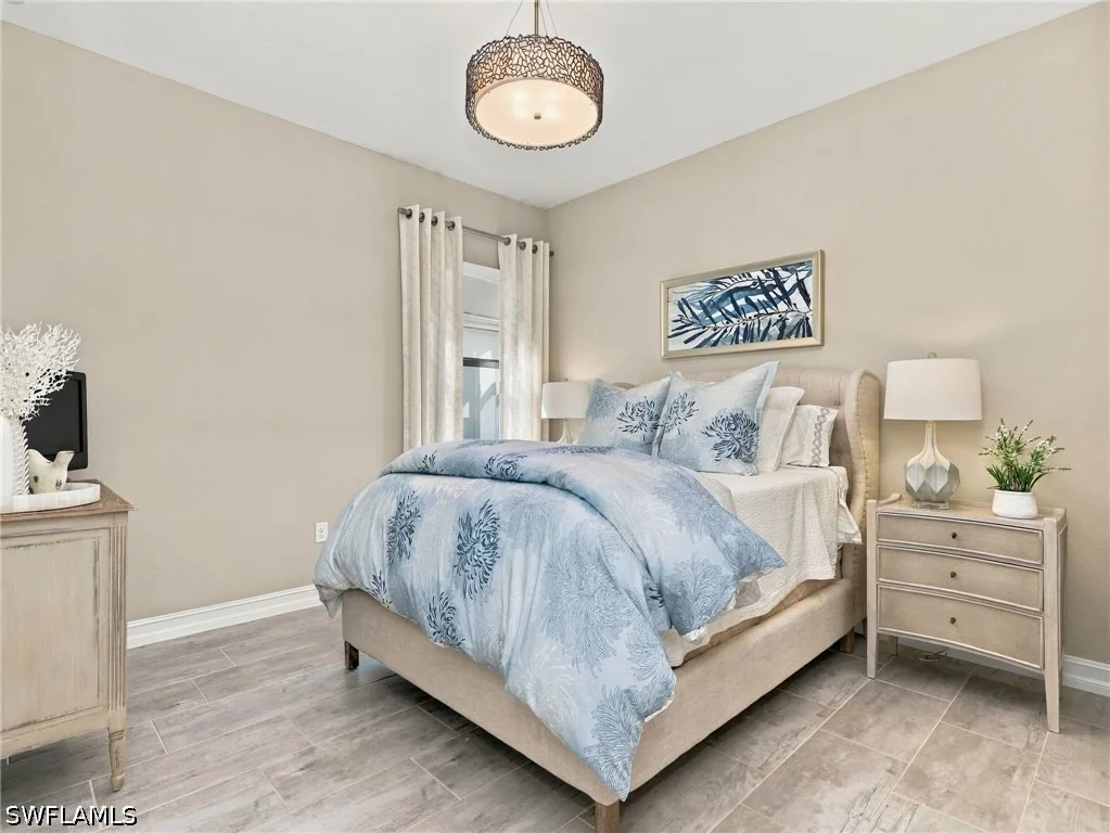 Photo of 2227 Somerset Place