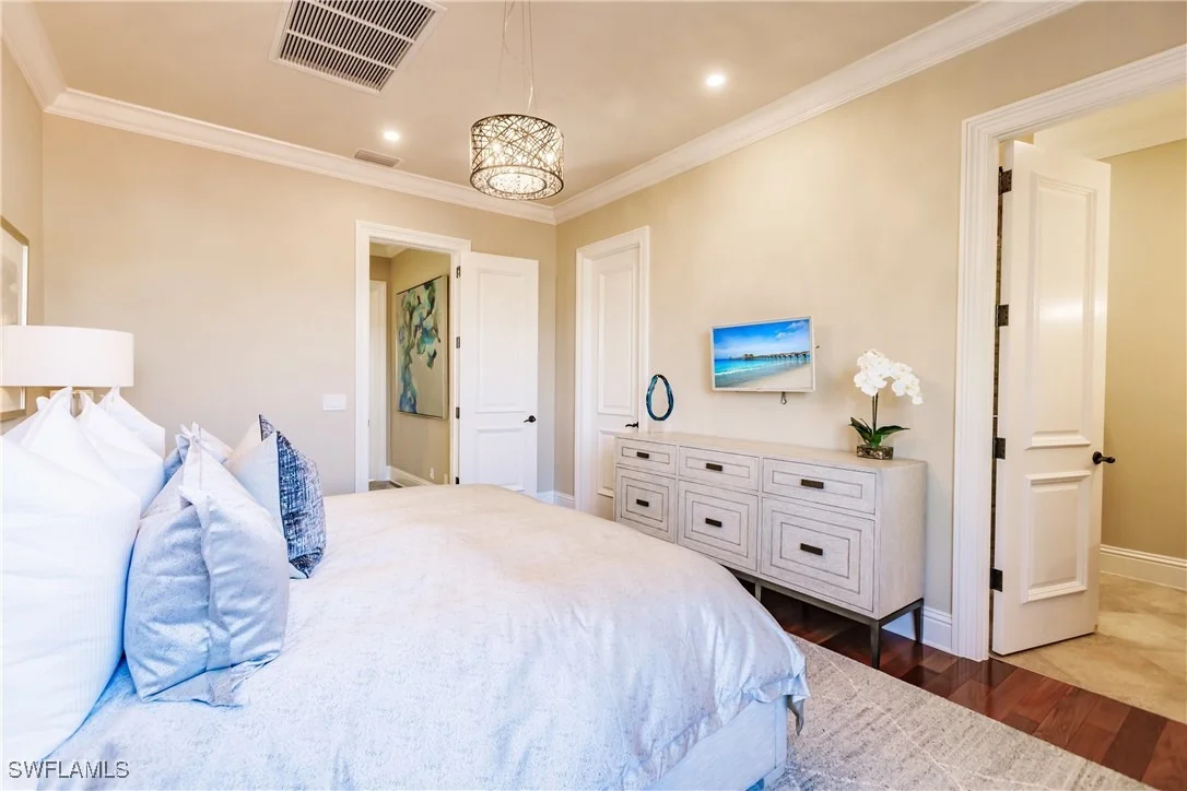 Photo of 2450 Tarpon Road
