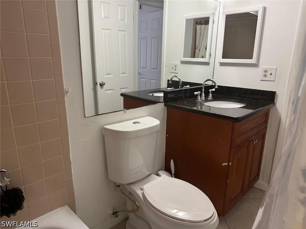 Photo of Unit 21 at 4900 Biscayne Drive