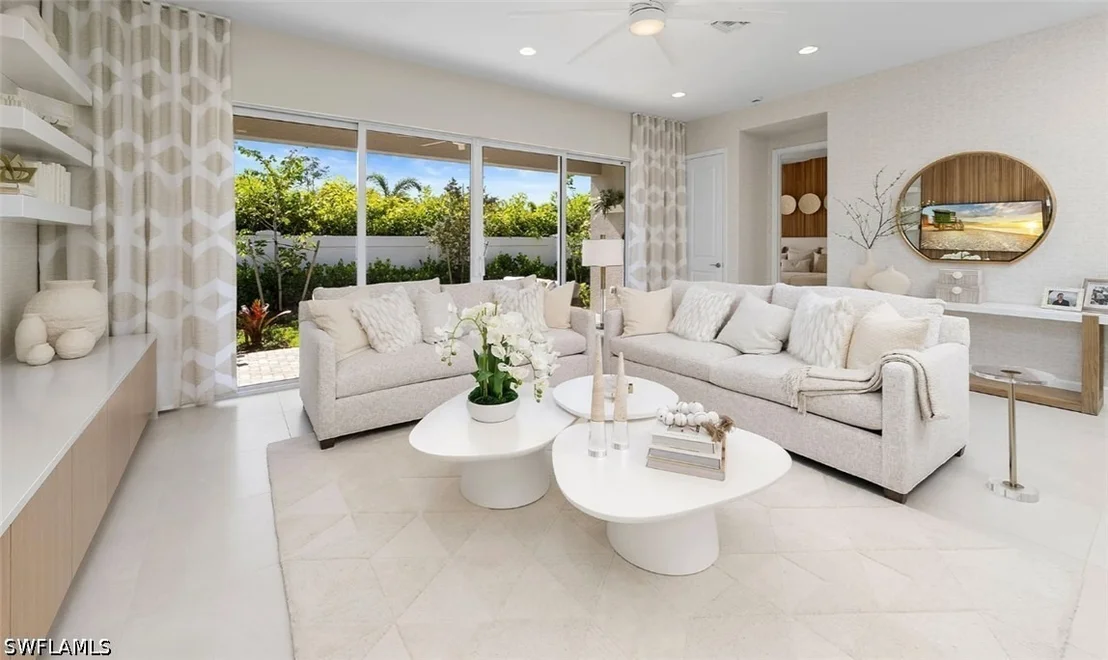 Photo of 2669 Hyacinth Place