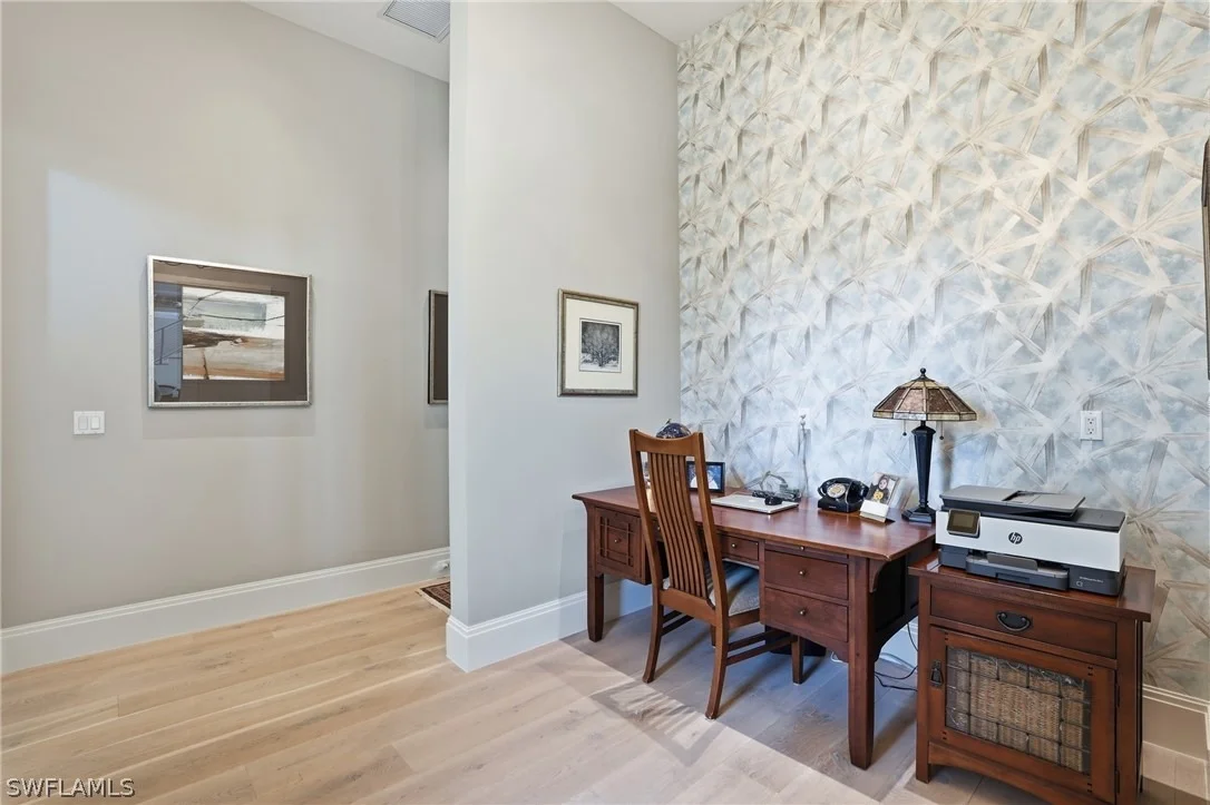 Photo of 725 Harbour Drive