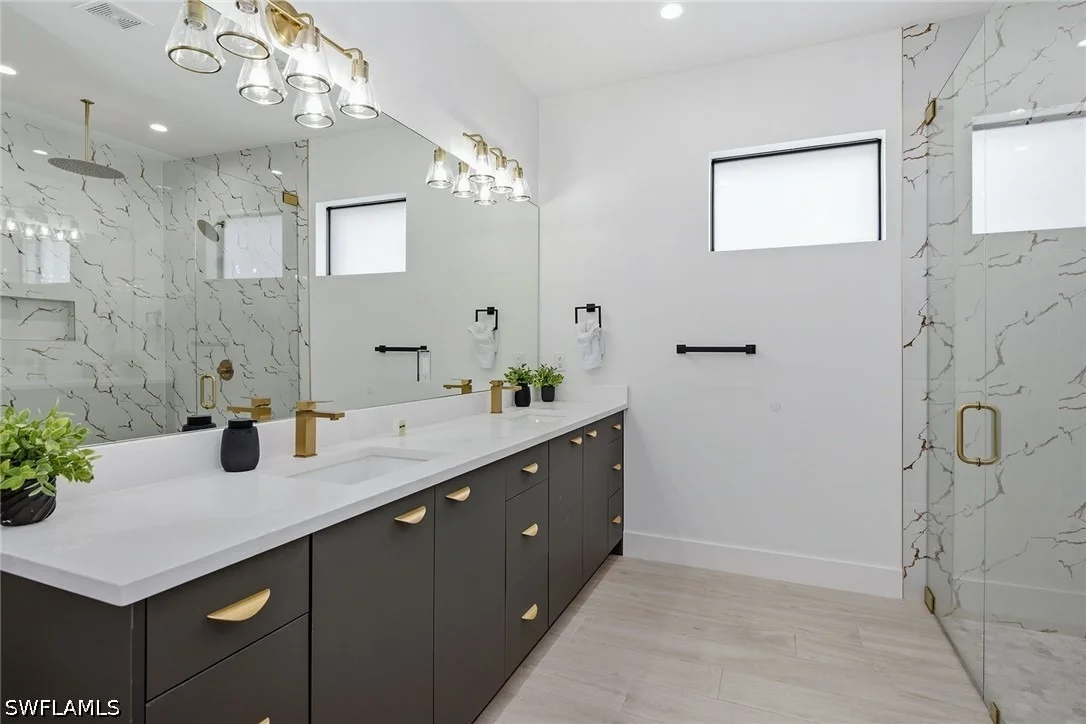 Photo of 3400 Canal Street