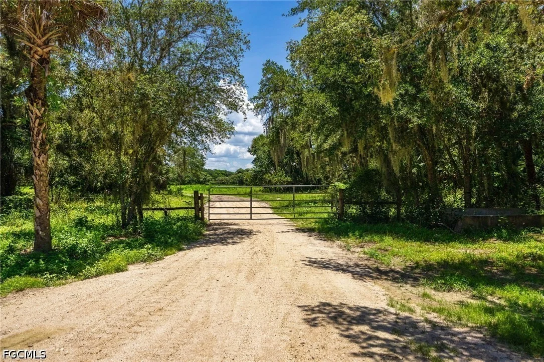 Photo of 21405 Dooley Grade Road