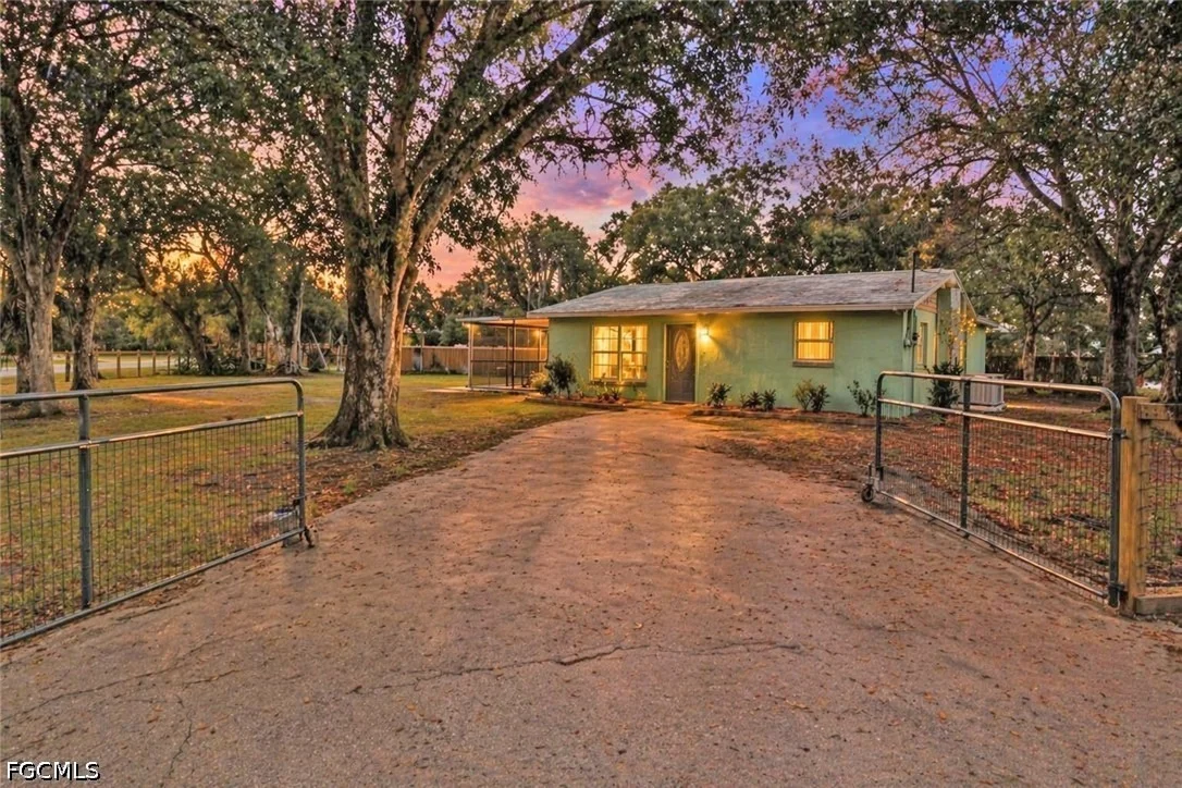 Photo of 2431 Lippincott Road