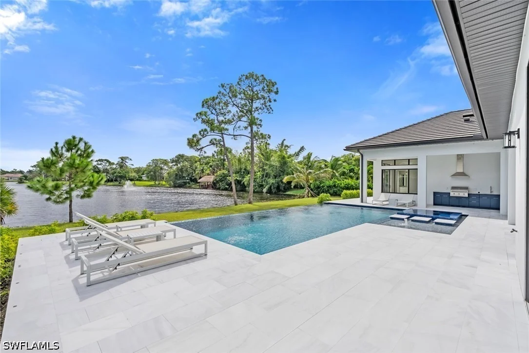 Photo of 6590 Trail Boulevard