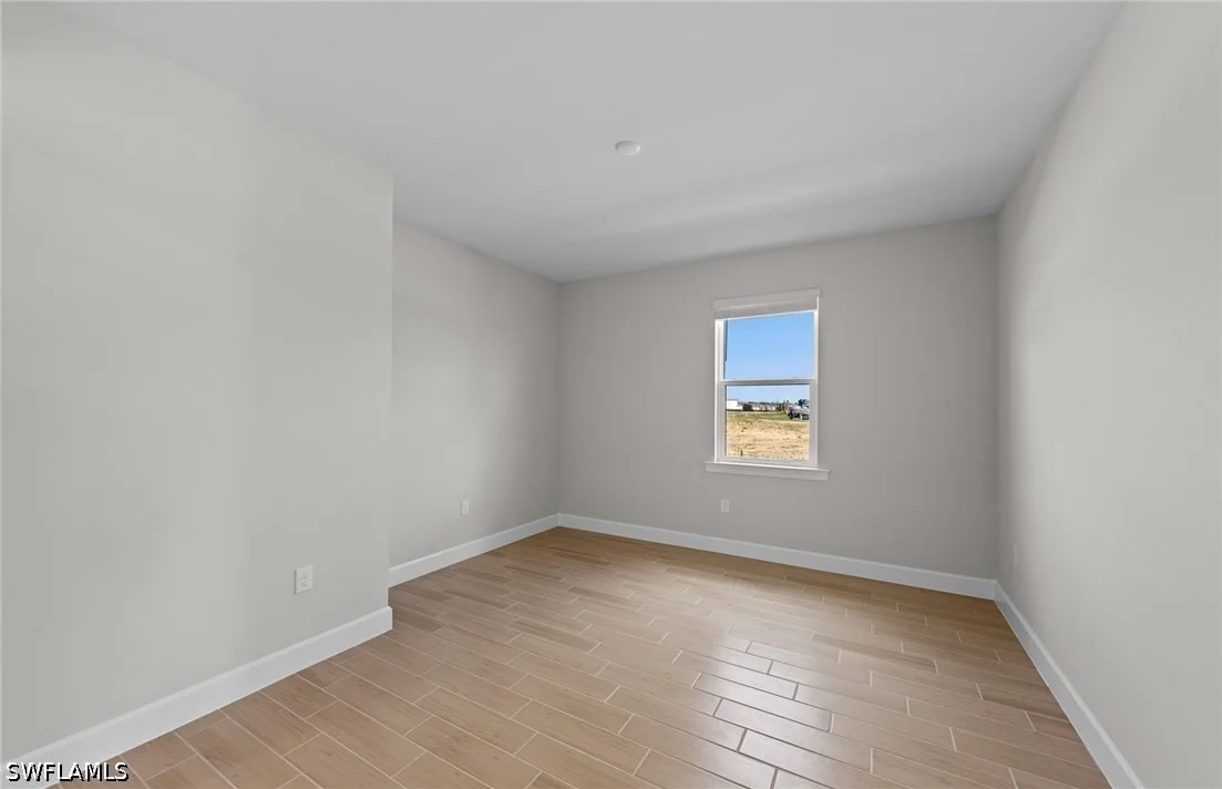 Photo of 44589 Emerald Street
