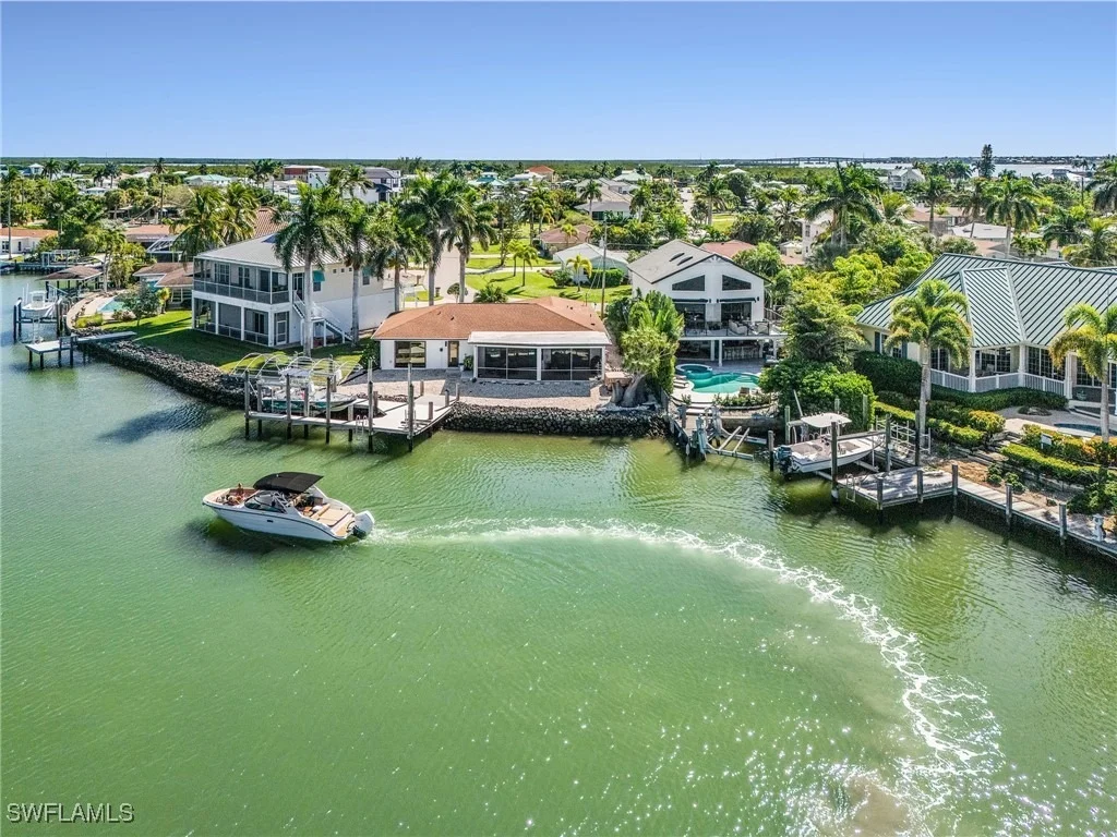 Photo of 121 JAMAICA Drive