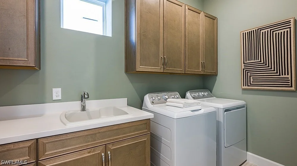 Photo of 23067 Silver Pearl Key