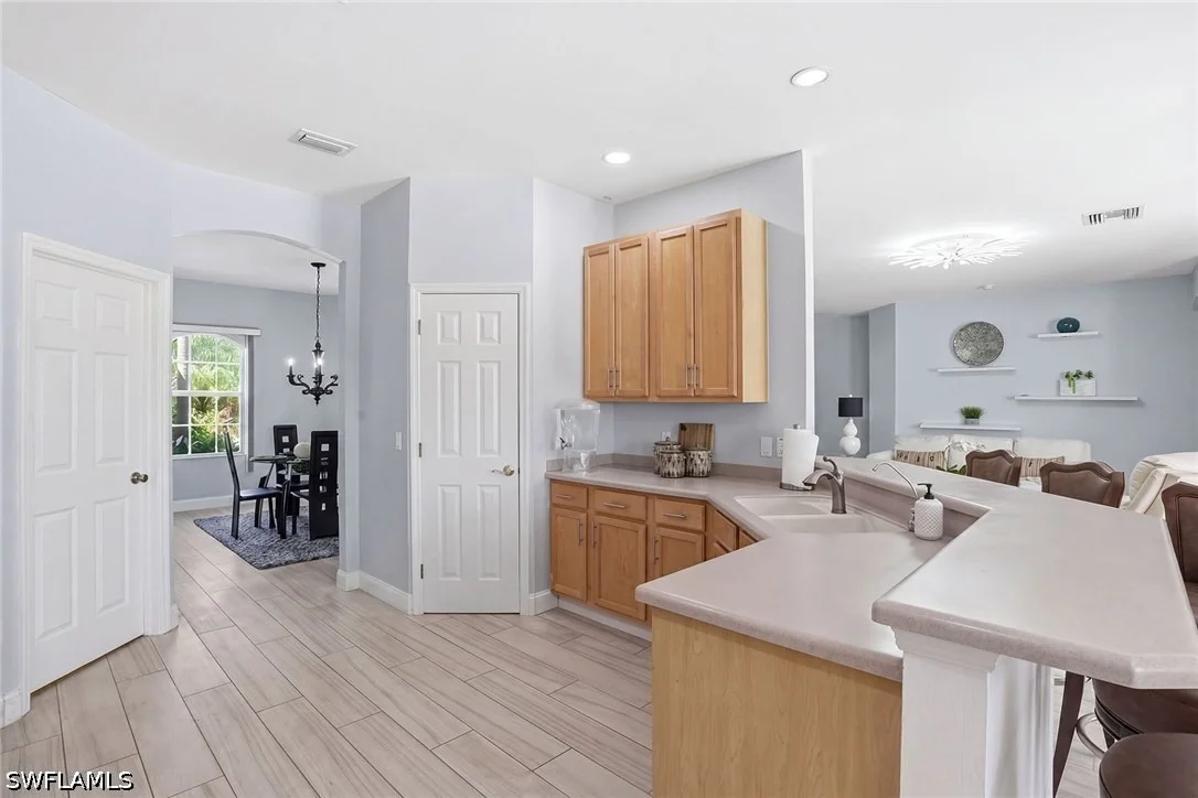 Photo of 4404 16th Avenue SE