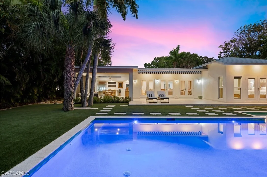 Photo of 1949 ALAMANDA Drive