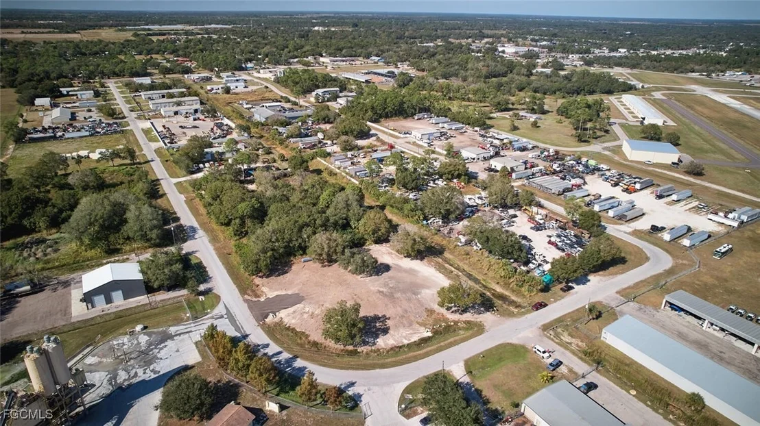 Photo of 400 S Industrial Loop