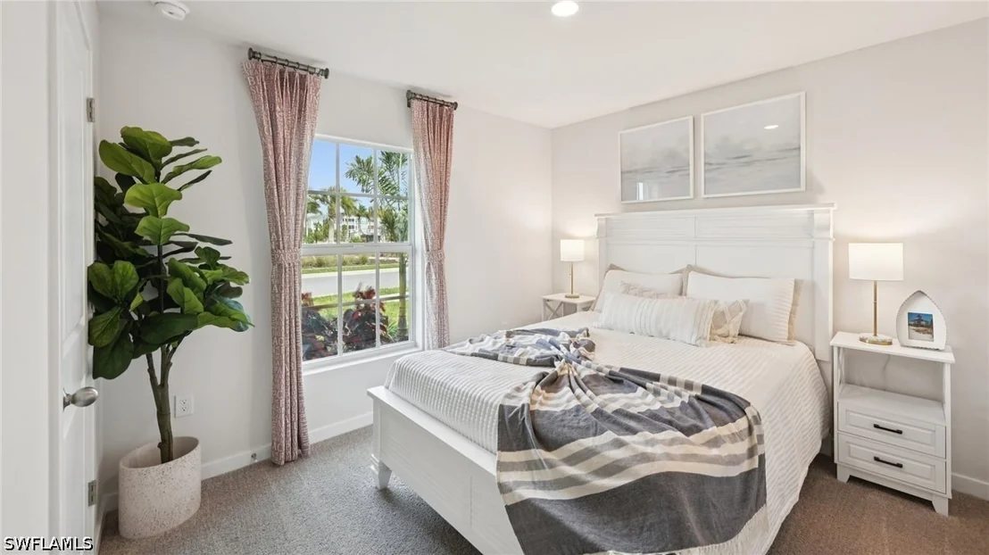 Photo of 811 Nimitz Boulevard