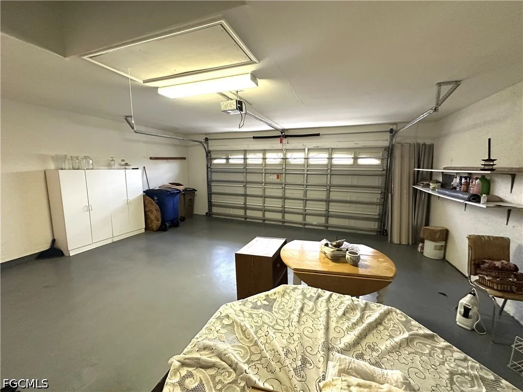 Photo of 2409 Del Ray Place