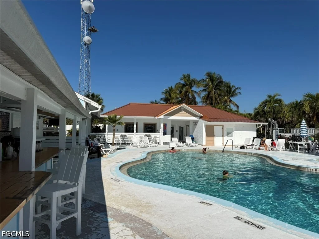 Photo of 484 Gulf Bend Drive