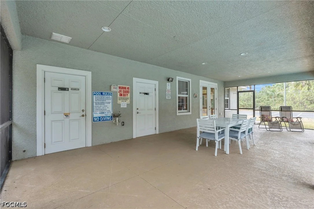 Photo of 1210 Riverbend Drive
