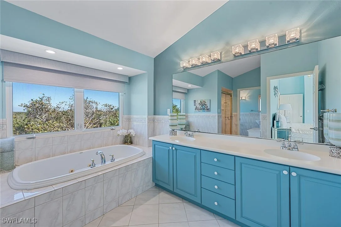 Photo of 10455 Keewaydin