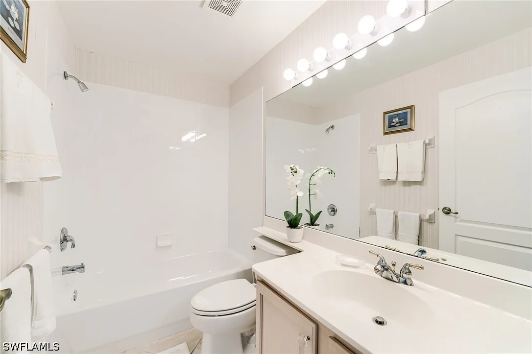 Photo of 9156 Spring Run Boulevard