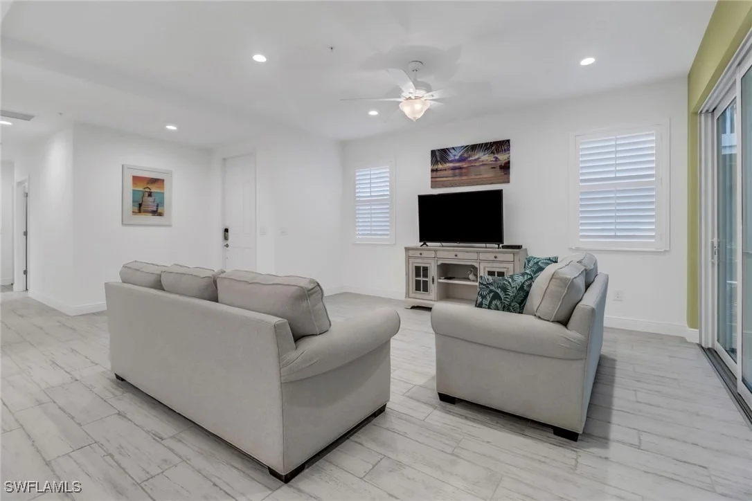 Photo of Unit 1801 at 6953 Avalon Circle