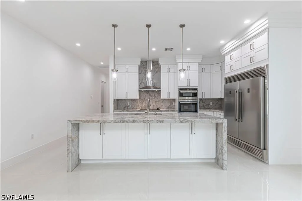 Photo of 3098 Pine Tree Drive