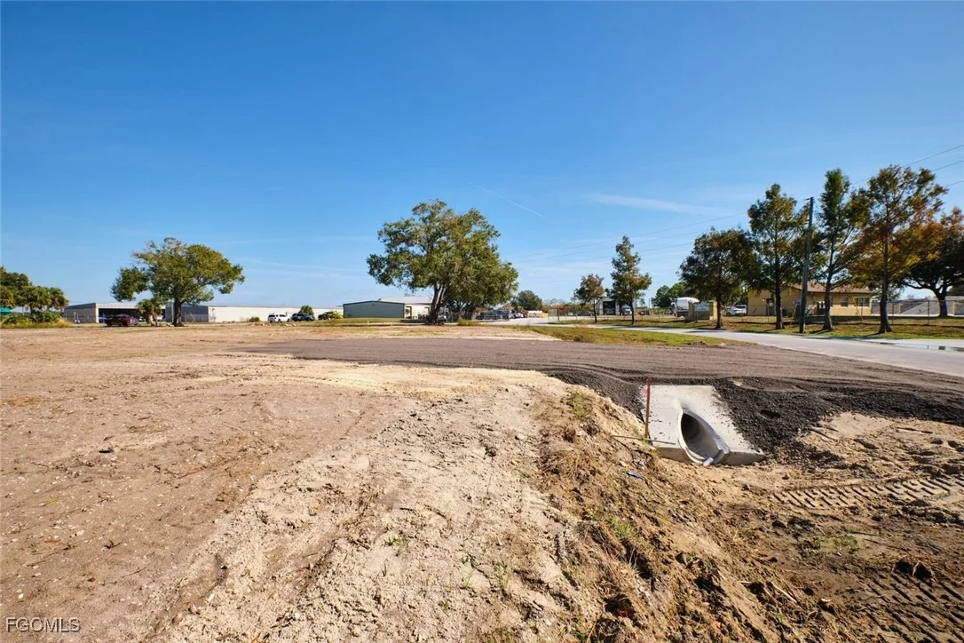 Photo of 400 S Industrial Loop