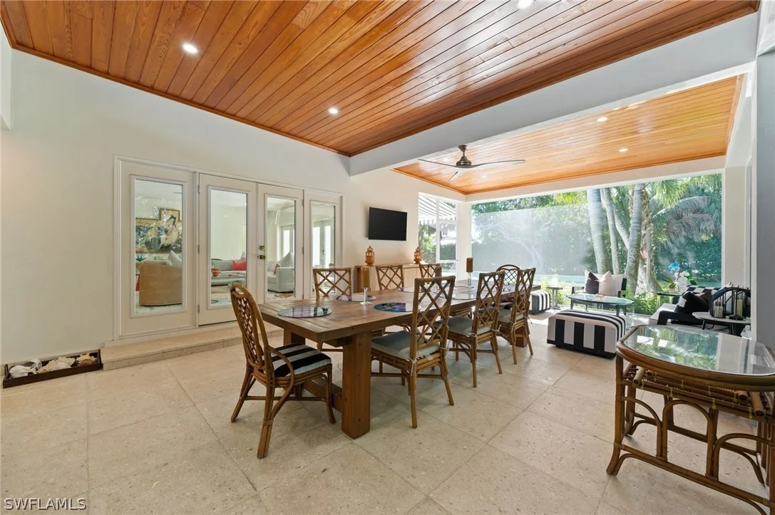 Photo of 1949 ALAMANDA Drive