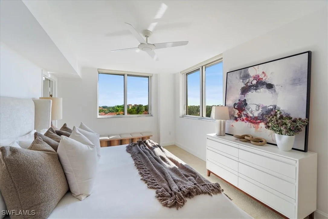Photo of Unit 601 at 6597 Nicholas Boulevard
