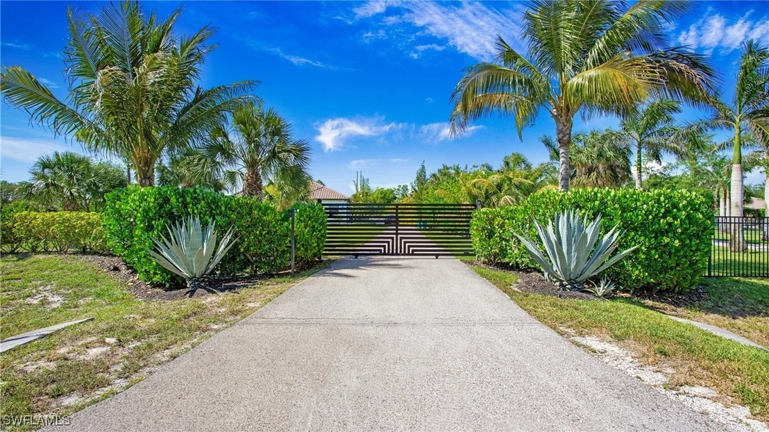 Photo of 6341 Green Boulevard