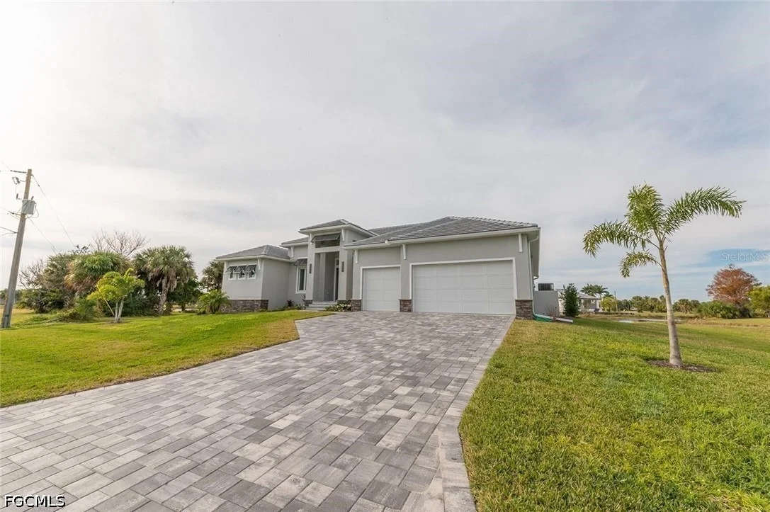 Photo of 3880 Bordeaux Drive
