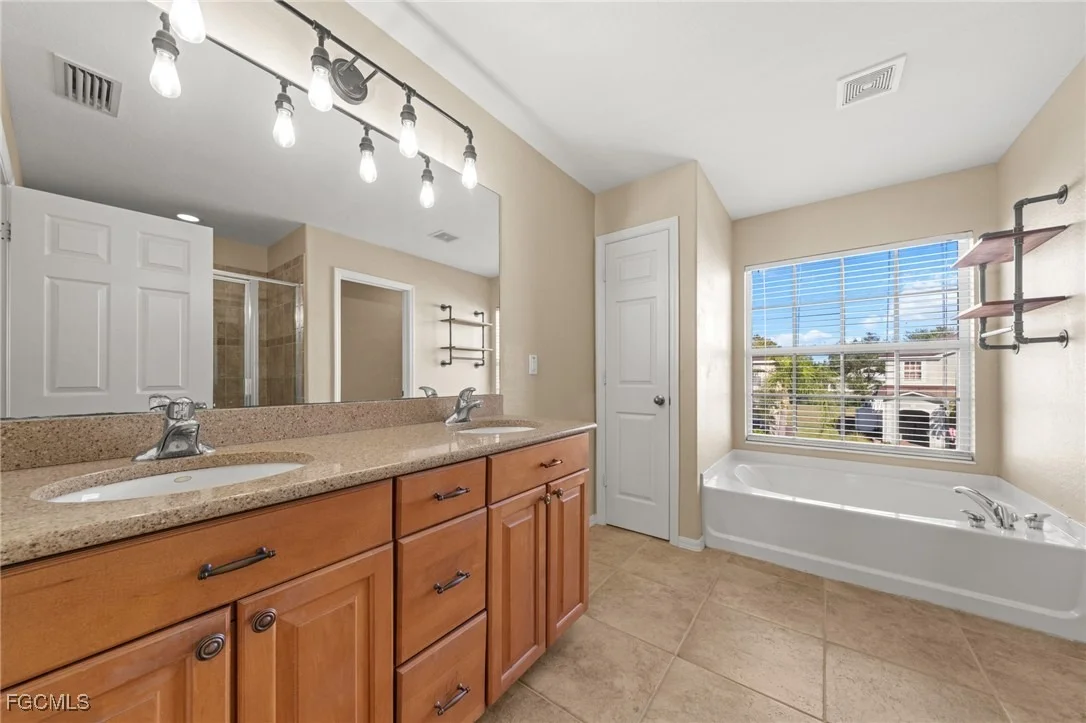 Photo of 2084 Cape Heather Circle