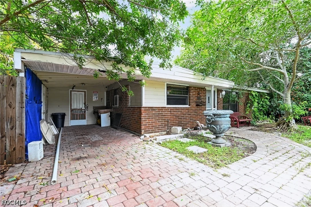Photo of 1223 Embassy Lane