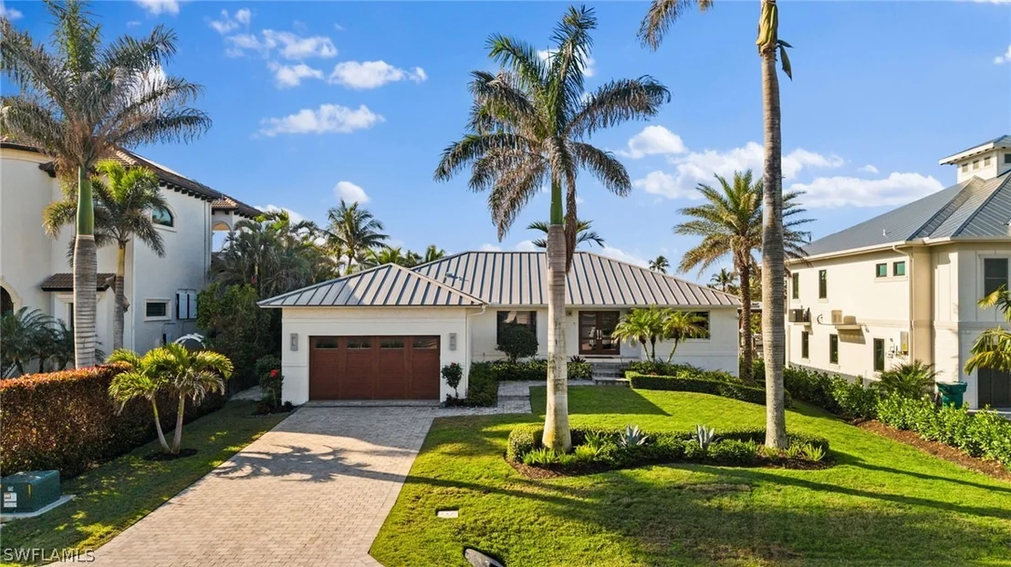 Photo of 266 Egret Avenue