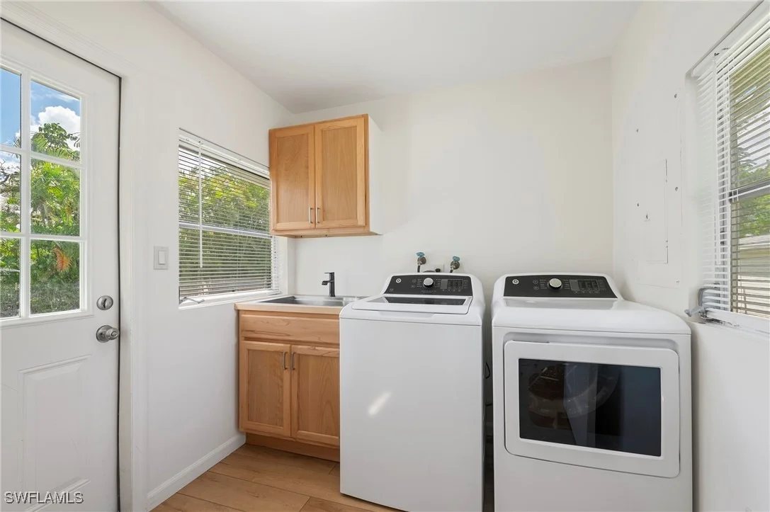 Photo of 2432 Washington Avenue