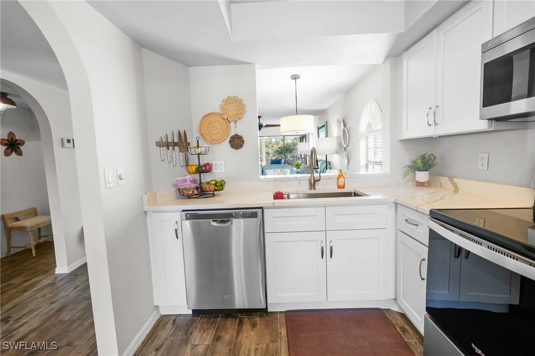 Photo of Unit 10 at 601 Augusta Boulevard