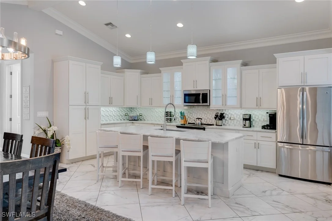 Photo of 735 99th Avenue N