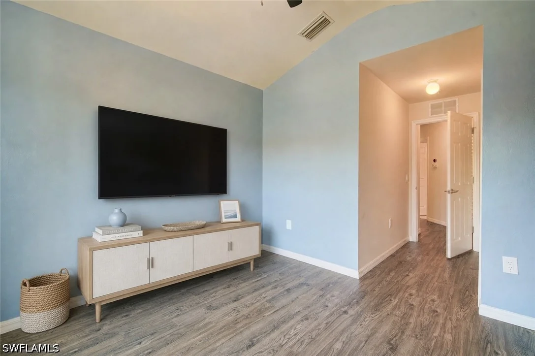Photo of Unit 94 at 904 Hampton Circle