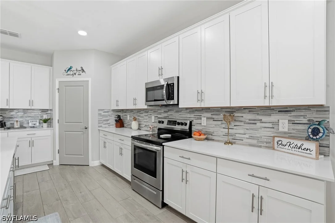 Photo of 1384 Birdie Drive