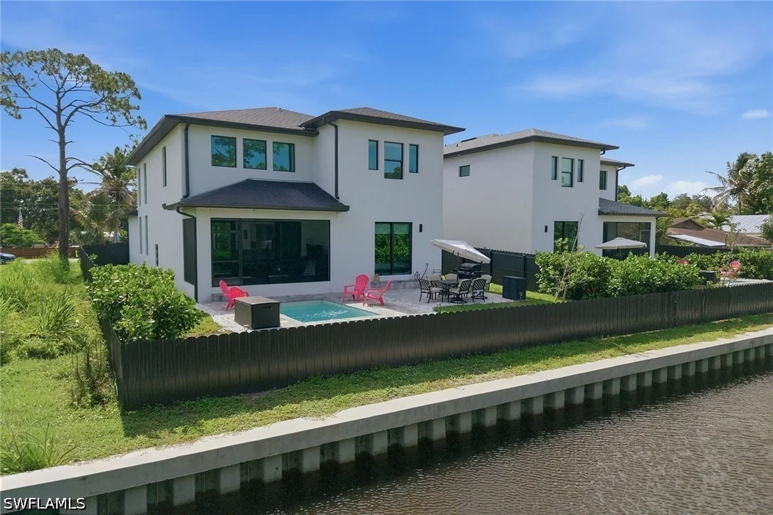 Photo of 3384 Canal Street