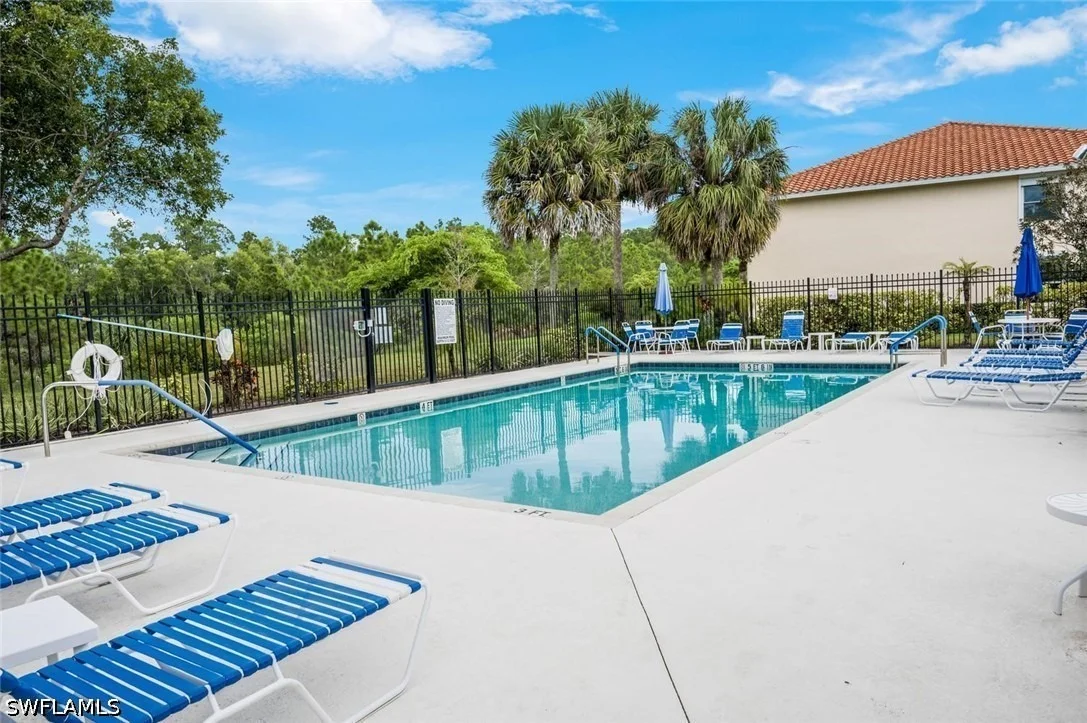 Photo of Unit 202 at 357 Robin Hood Circle