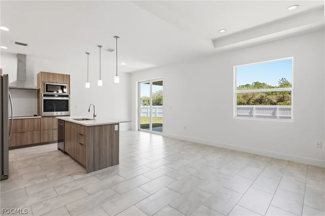 Photo of 1300 E BUCKNELL Lane