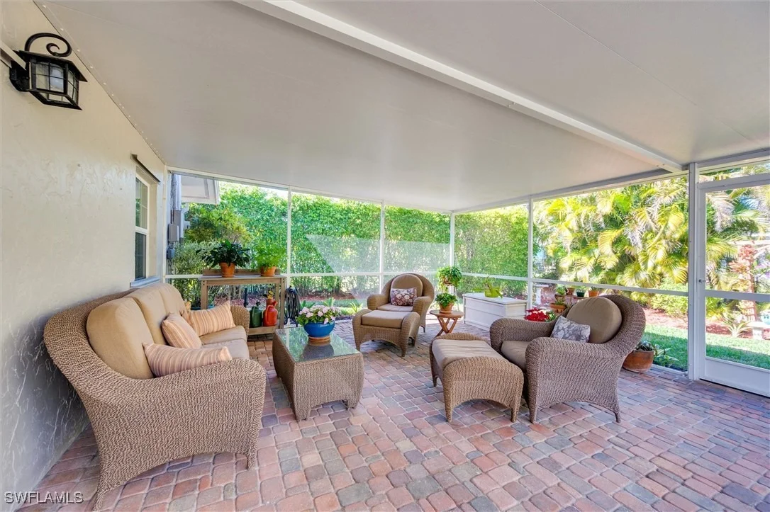 Photo of 715 96th Avenue N