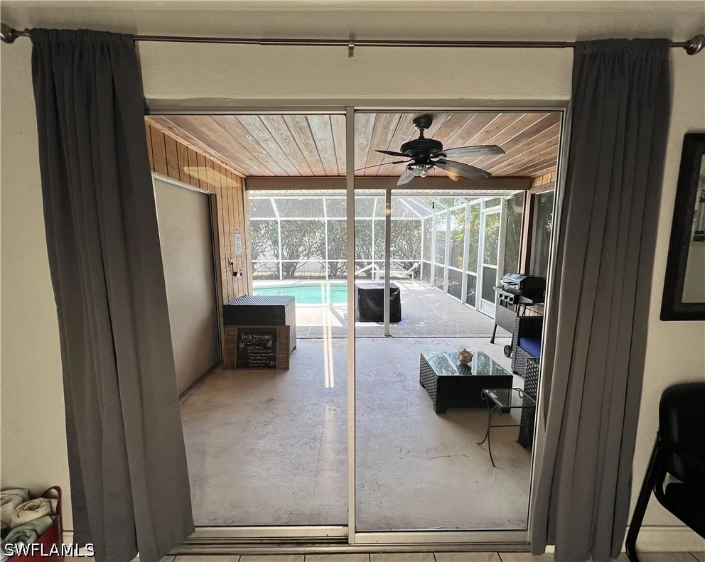 Photo of 690 95th Avenue N