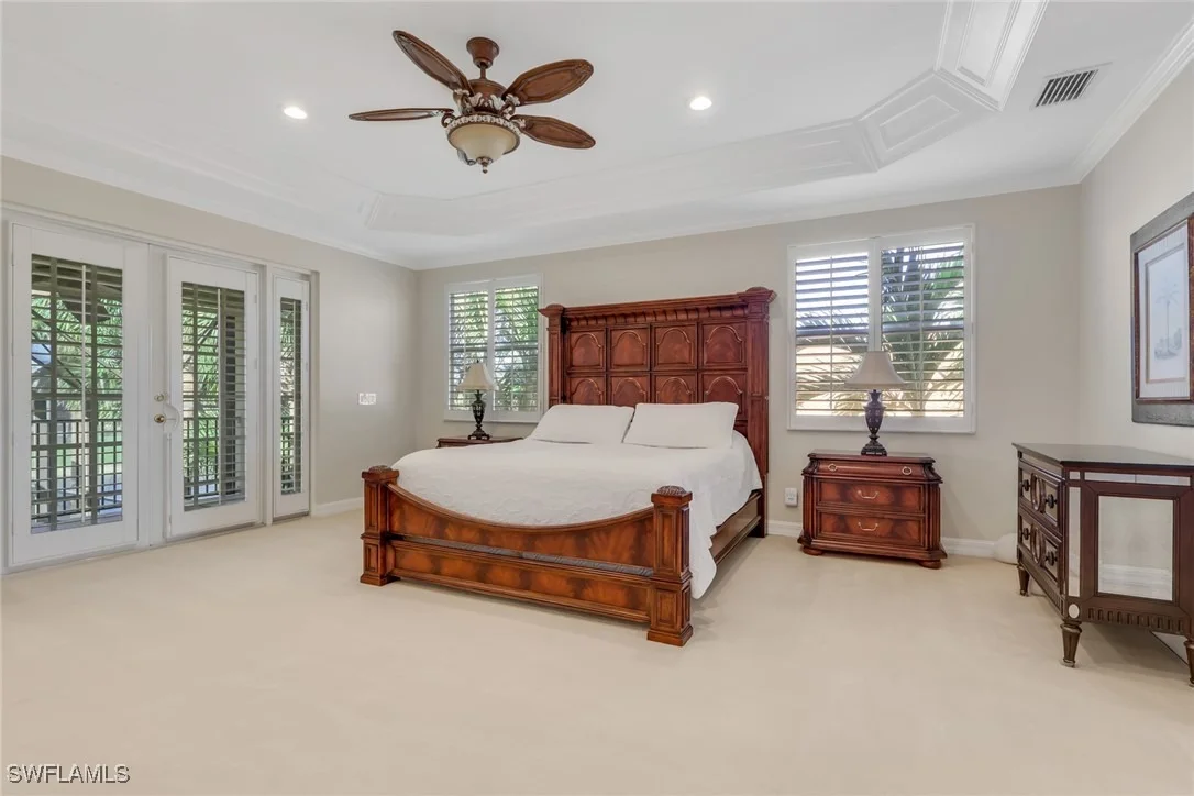 Photo of 1859 Ivory Cane Point