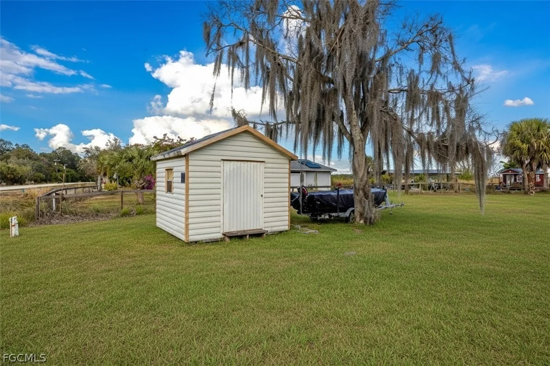 Photo of 1053 Lock Lane SW