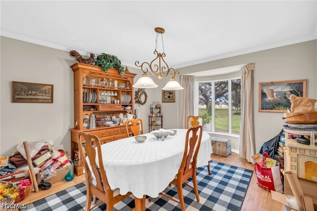Photo of 1210 Riverbend Drive