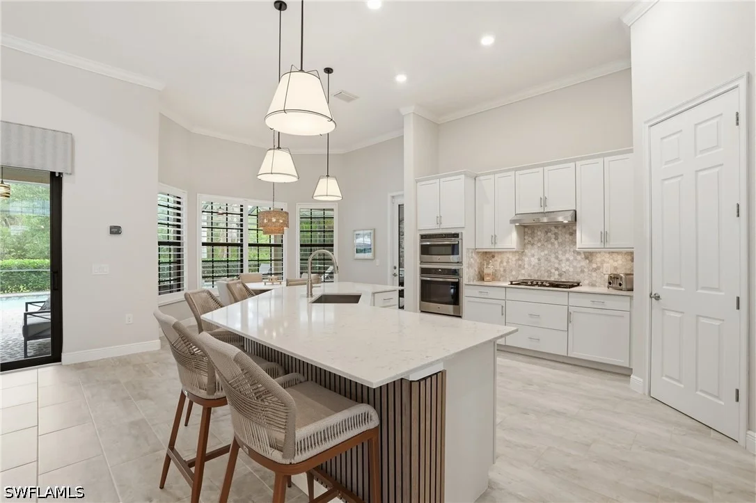 Photo of 2327 Somerset Place