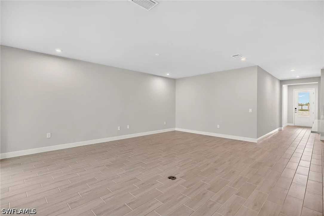 Photo of 1833 Summerlit Avenue